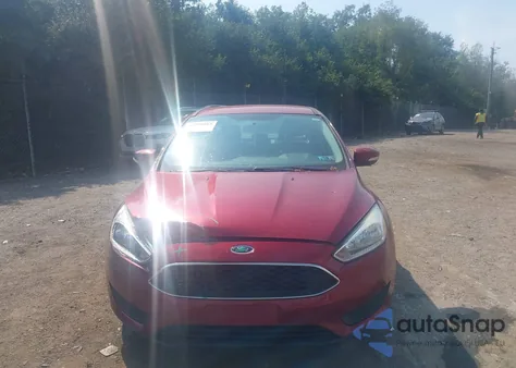 2016 Ford Focus Se z USA, uszkodzony, nr VIN 1FADP3F22GL370999